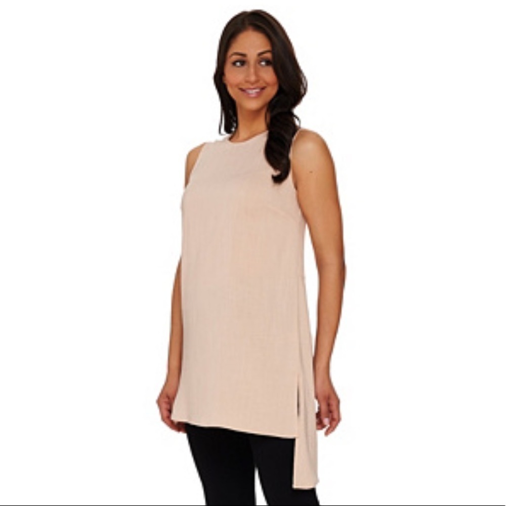 H By Halston Sleeveless Asymmetrical Hem Top